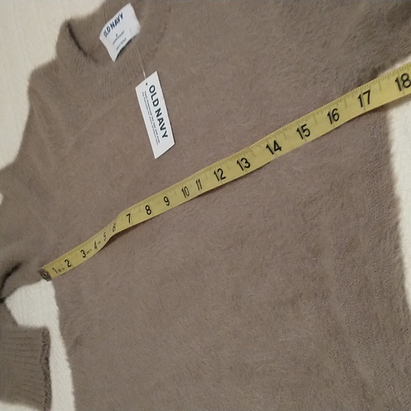 NWT Old Navy super soft sweater. Size M, Tan/light brown color. - Picture 5 of 6